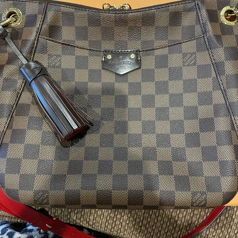 Louis Vuitton Damier Ebene South Bank Besace